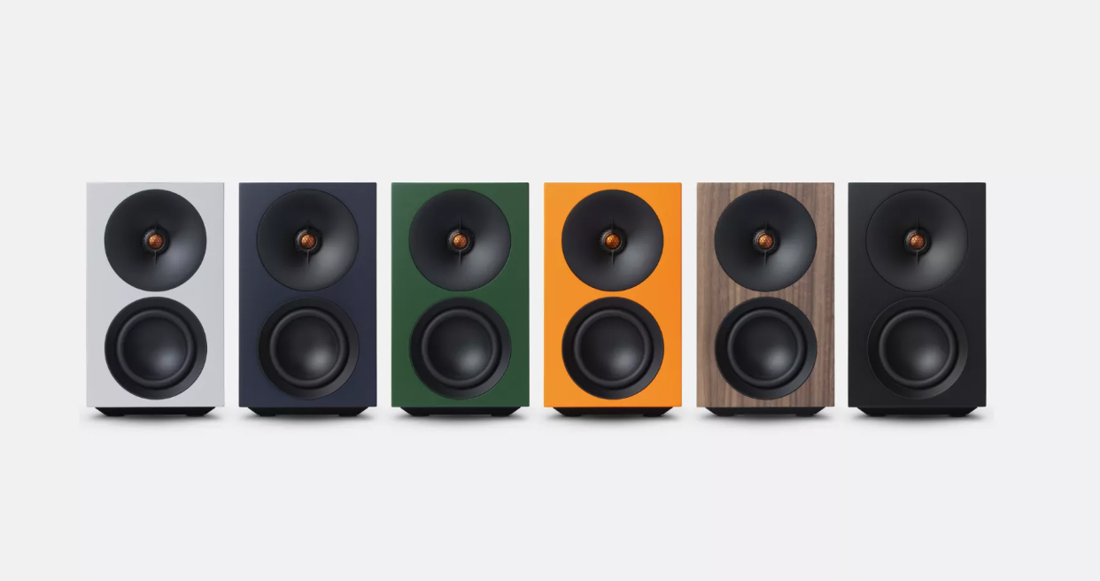 Cambridge-Audio-LR-series-Enceintes-stéréo-actives